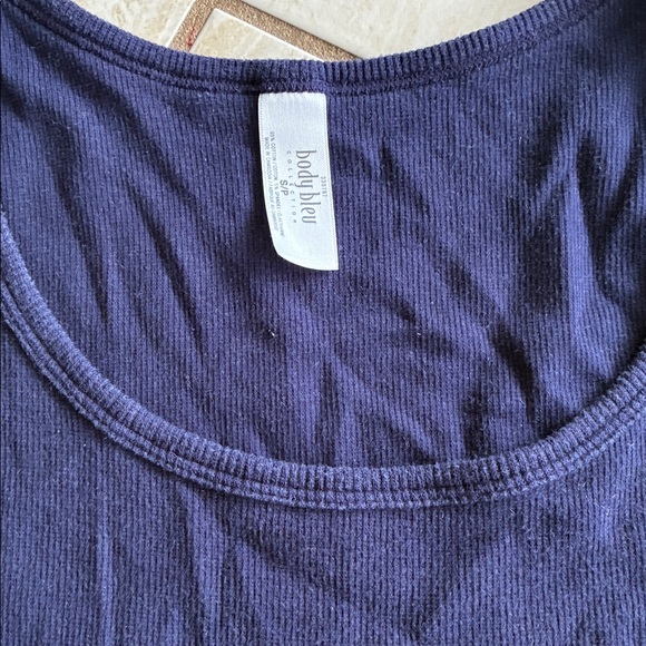 BodyBleu Navy Ribbed Tank Small - Picture 2 of 4